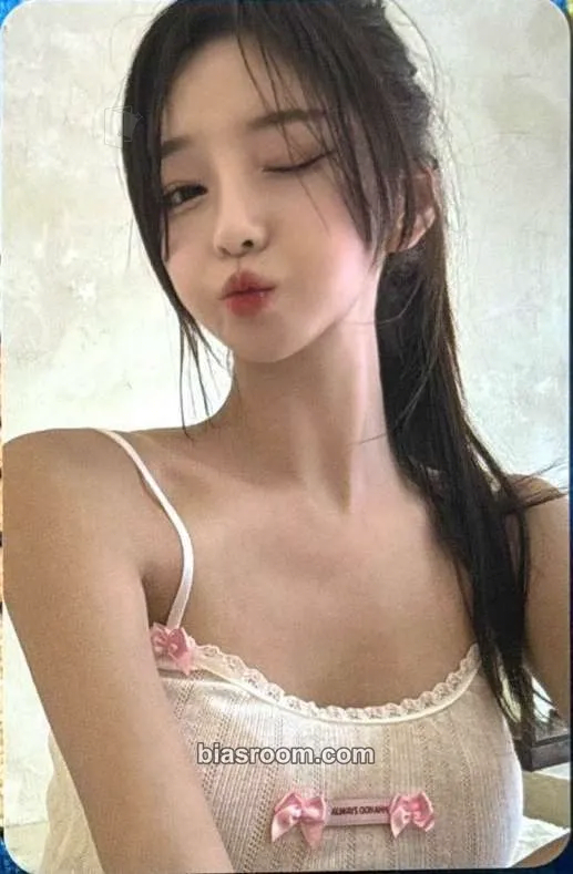 Park Min Jung Bunny Bunny Photocard - Park Min Jung K-pop photocard
