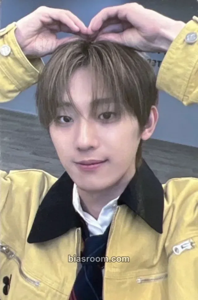hrtz.wav - Yoon Youngjun - The First Wave Album whosfan fansign