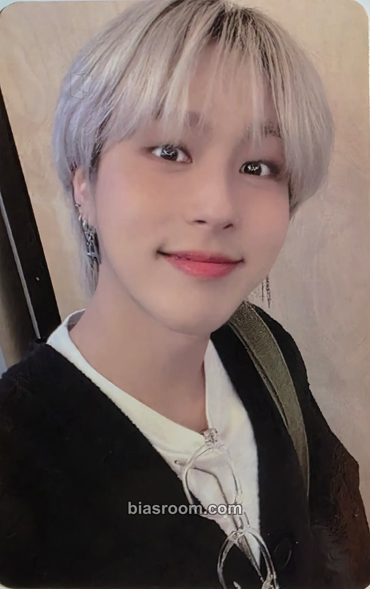 Giuk Planet Nine: Isotropy Photocard - ONEWE - ONEWE K-pop photocard