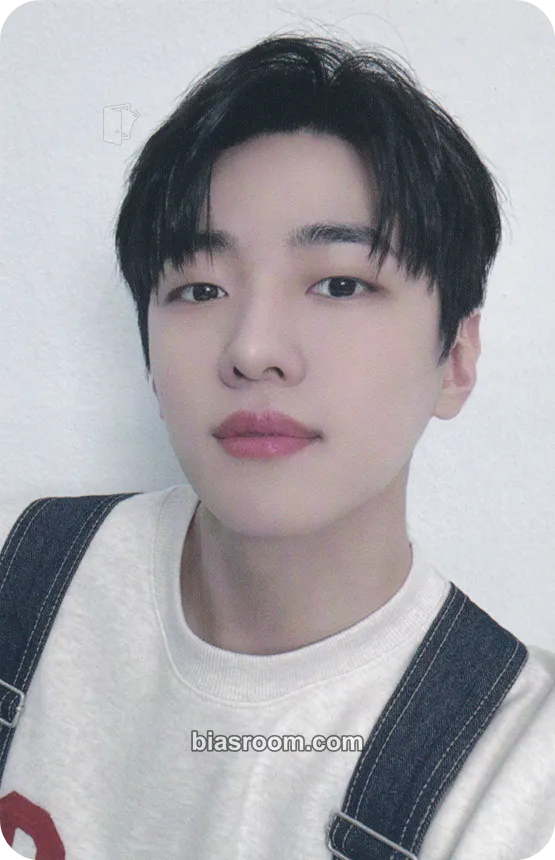 Jaechan BEYOND THE UNIVERSE TOUR (Jaechan) Photocard - DKZ - DKZ K-pop photocard