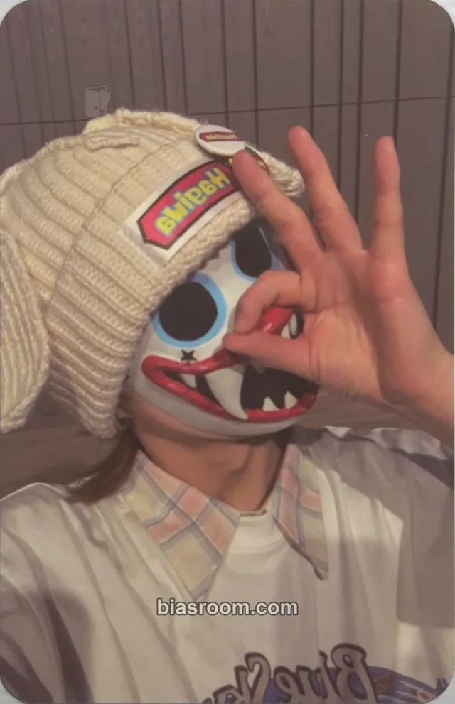 hrtz.wav - Hagiwa - The First Wave Album kpop store video call (fancall) round 2