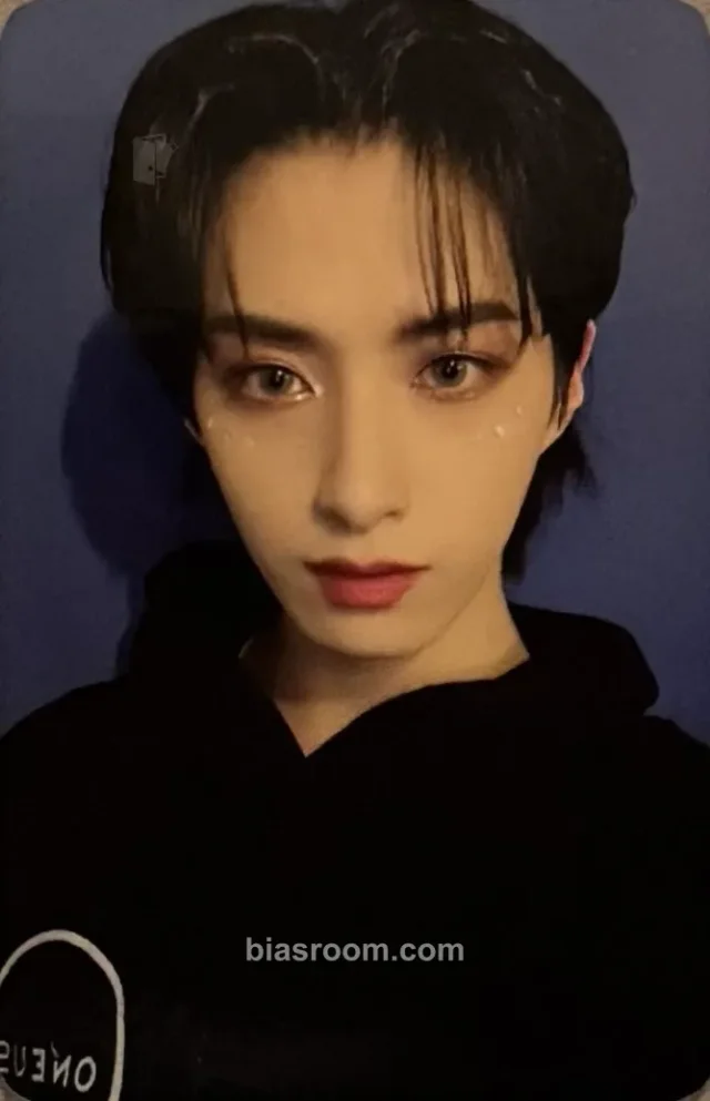 ONEUS - Xion - BLOOD MOON Album everline round 11 lucky draw (LD)
