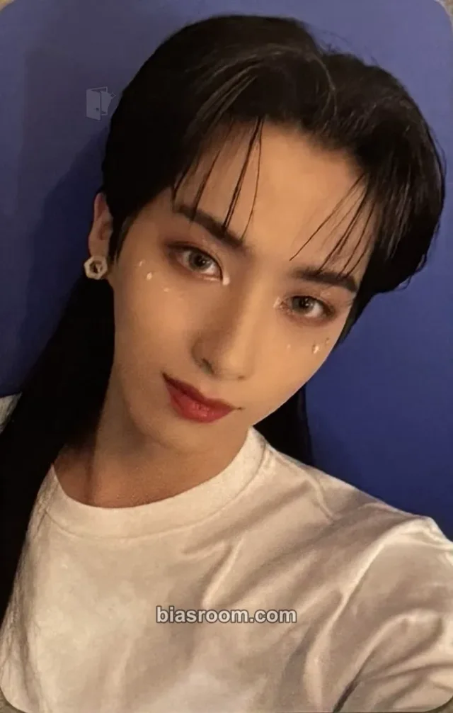 ONEUS - Xion - BLOOD MOON Album everline round 11 lucky draw (LD)