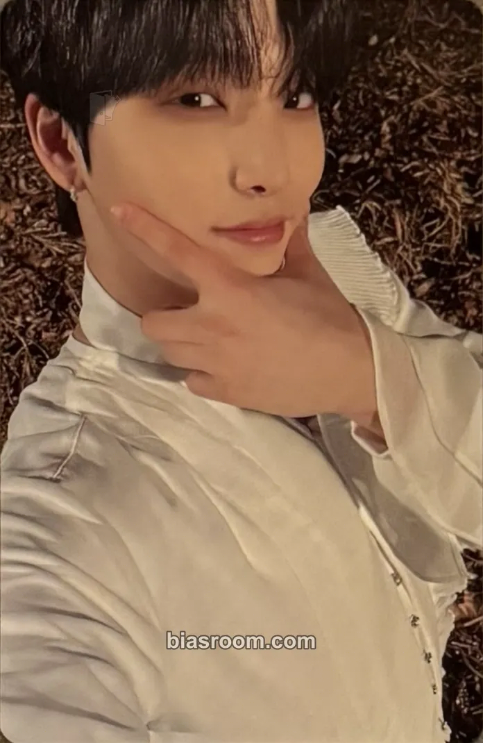 Seoho Blood Moon Online/Offline Concert Photocard - ONEUS - ONEUS K-pop photocard