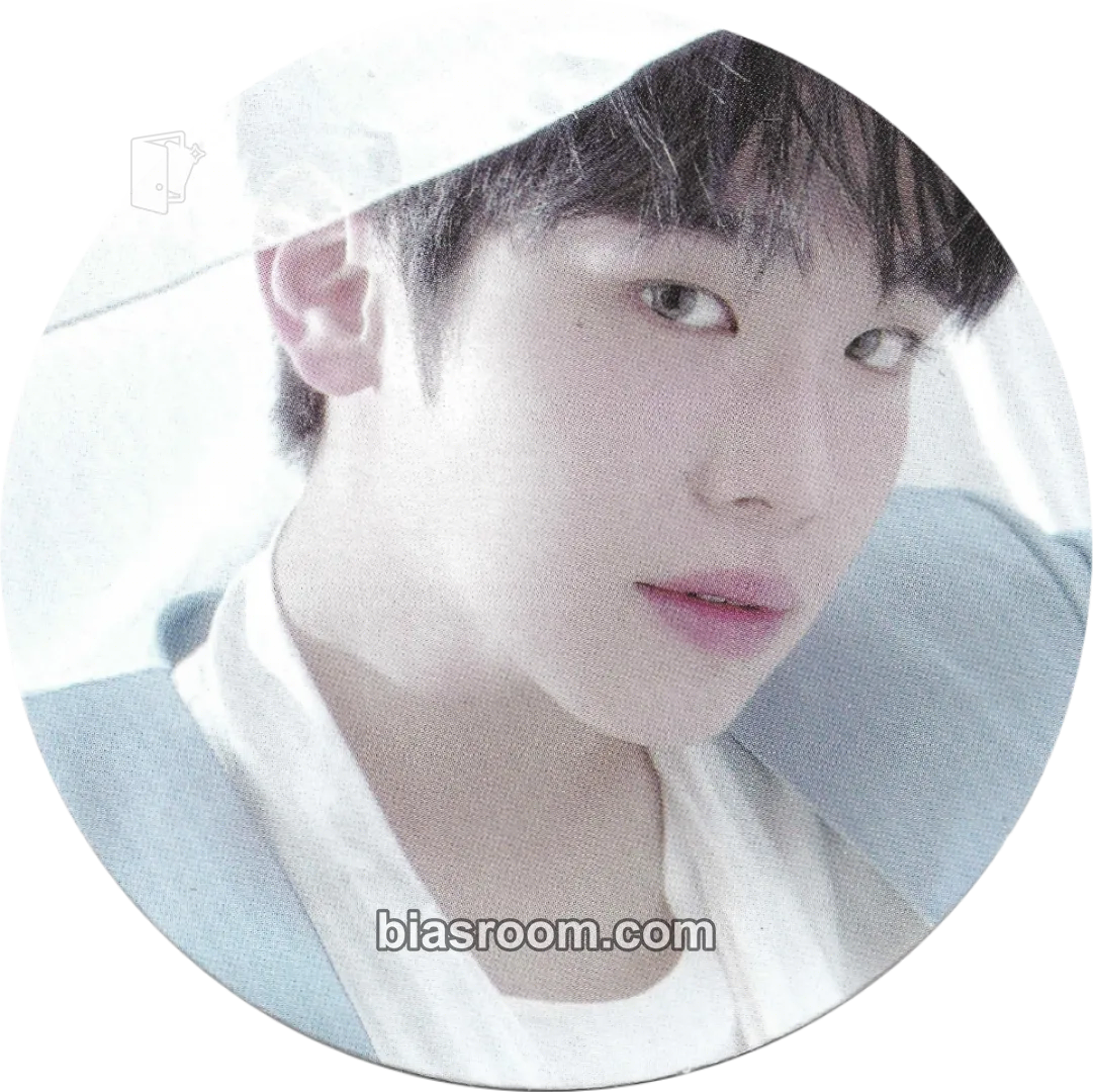 Taerae Blue Paradise Pop-up Store Photocard - ZEROBASEONE - ZEROBASEONE K-pop photocard