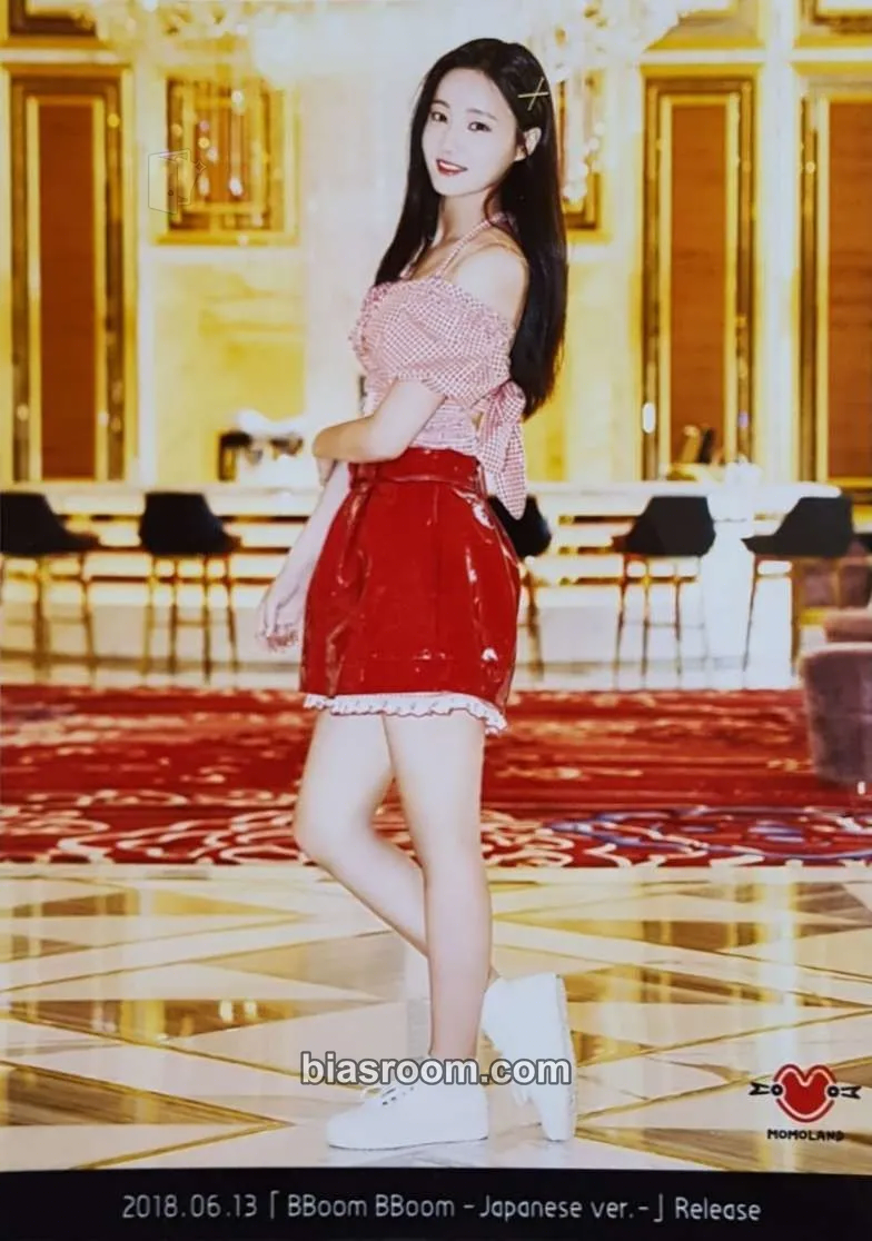 Yeonwoo Bboom Bboom Photocard - MOMOLAND - MOMOLAND K-pop photocard
