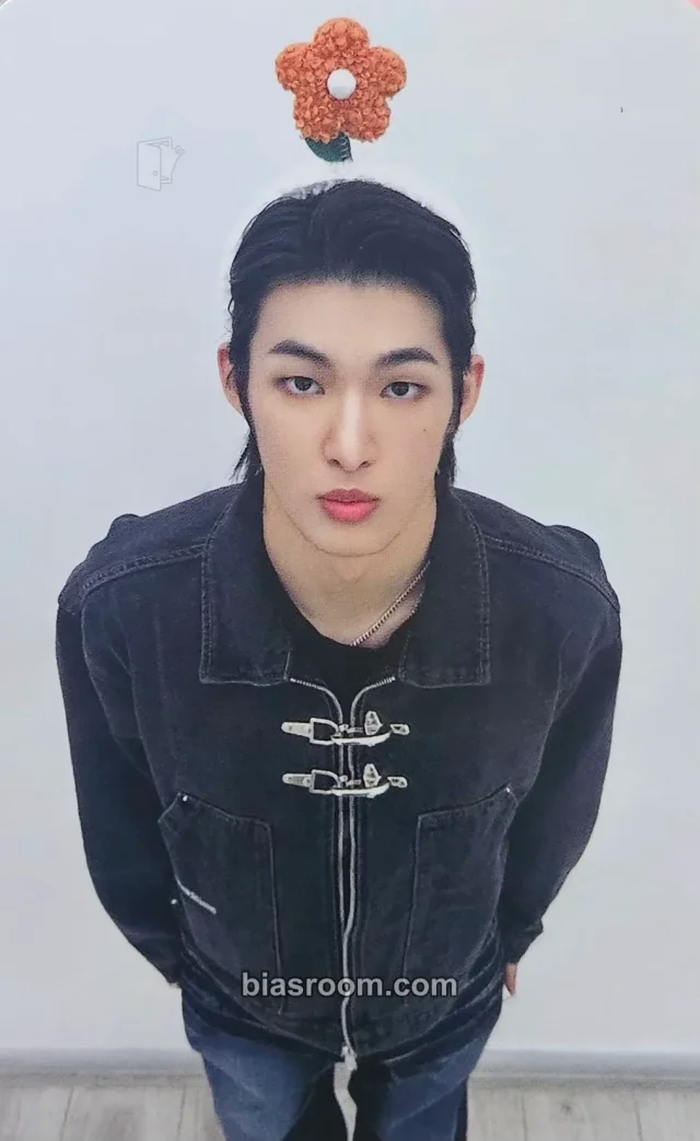 82Major - Yechan - X-82 Album hello82