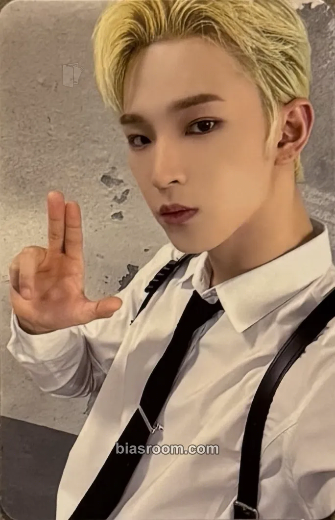 Leedo ONEUS guard of tomoon (3rd fanclub) Photocard - ONEUS - ONEUS K-pop photocard