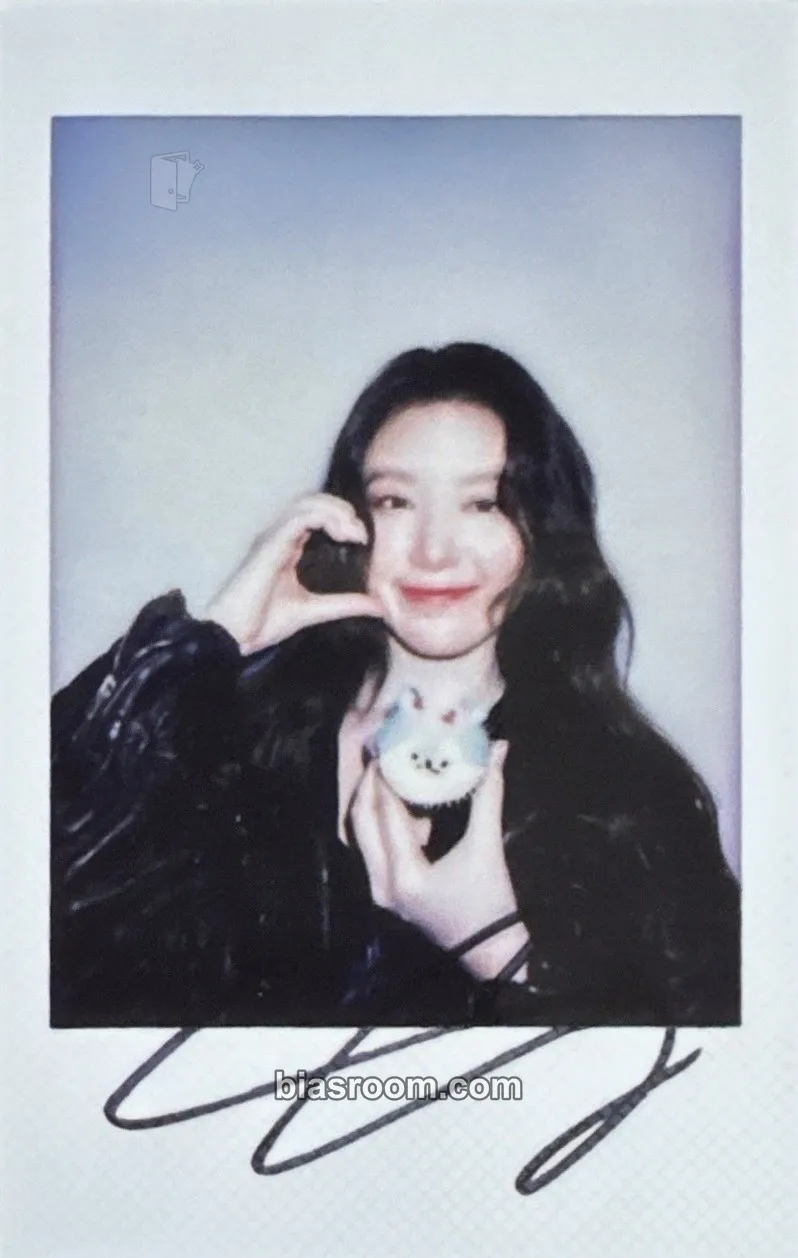 Shuhua Shuhua × ELLEMEN Fresh Magazine Photocard - i-dle - i-dle K-pop photocard