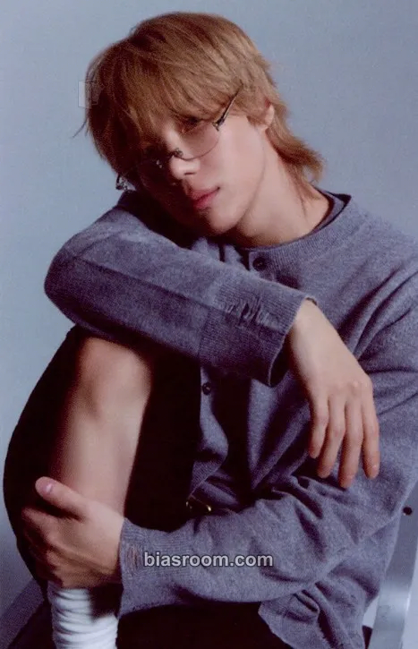 Taemin SHINee 2026 Season's Greetings Photocard - SHINee - SHINee K-pop photocard