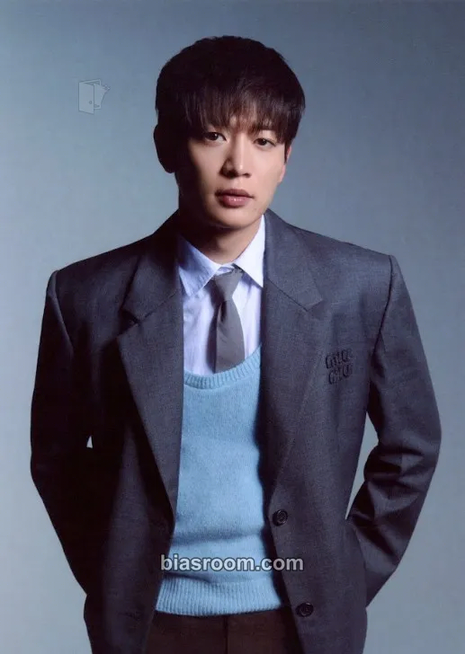 Minho SHINee 2026 Season's Greetings Photocard - SHINee - SHINee K-pop photocard