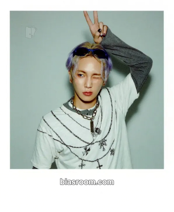 Key SHINee 2026 Season's Greetings Photocard - SHINee - SHINee K-pop photocard