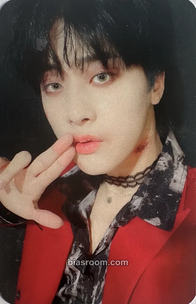 Yongha IDENTITY : First Sight Photocard - WEi - WEi K-pop photocard