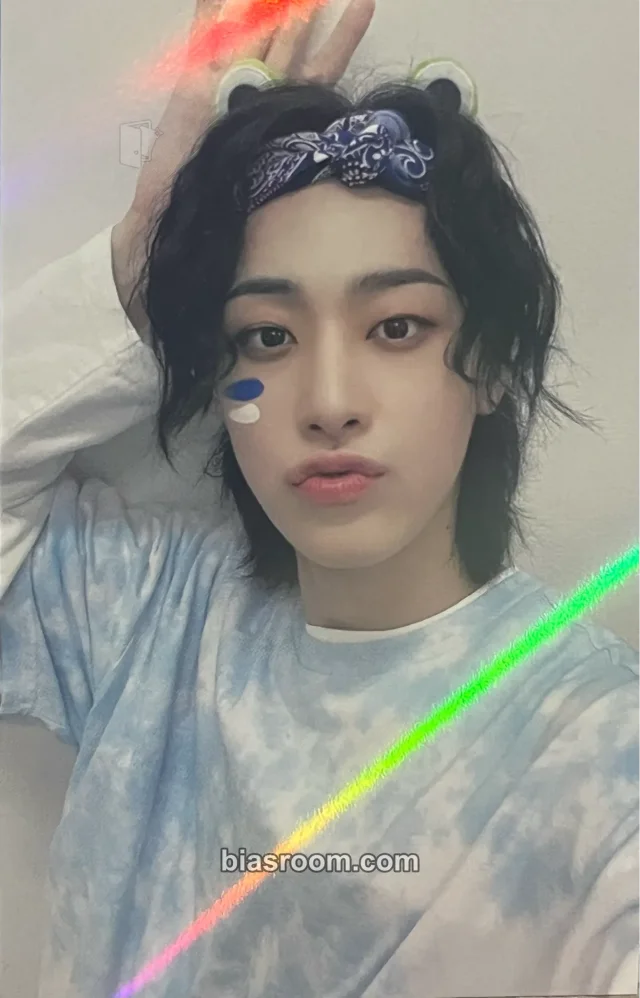WEi - Yongha - IDENTITY : Action Album makestar holographic (hologram)