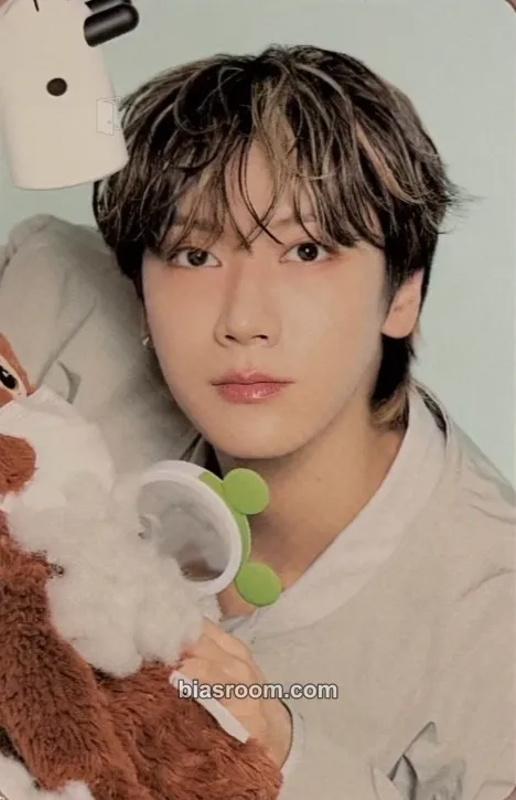 Ten 2025 Season's Greeting Photocard - WayV - WayV K-pop photocard