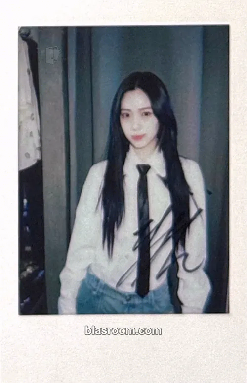 Ryujin RYUJIN X WAVES China Photocard - ITZY - ITZY K-pop photocard