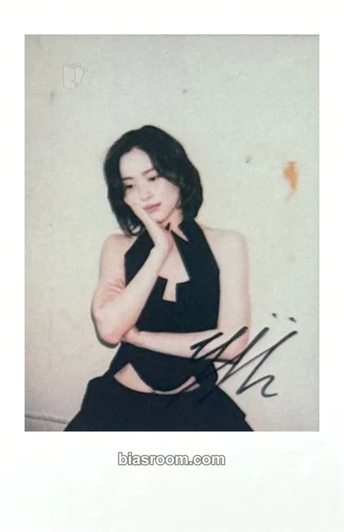 Ryujin RYUJIN X WAVES China Photocard - ITZY - ITZY K-pop photocard