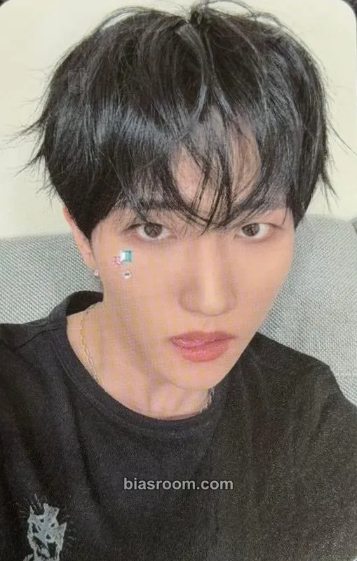 Baekgyeul VERSUS Photocard - E’LAST - E’LAST K-pop photocard