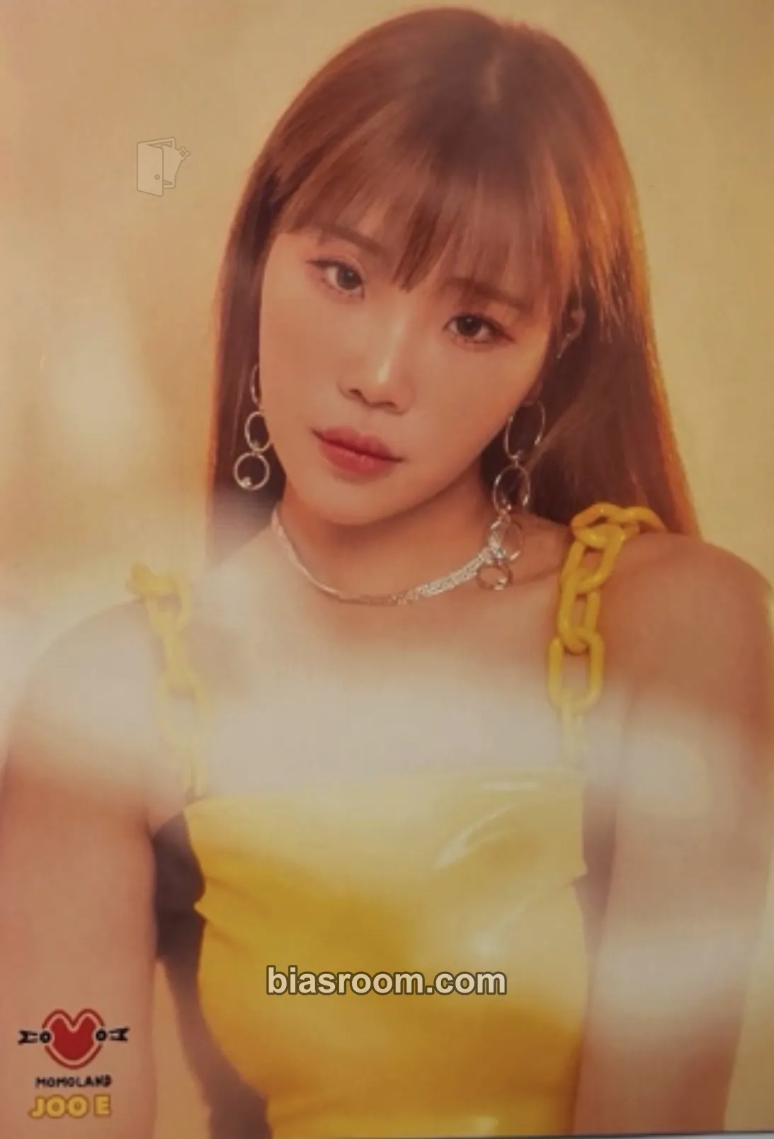 JooE I'm So Hot Photocard - MOMOLAND - MOMOLAND K-pop photocard
