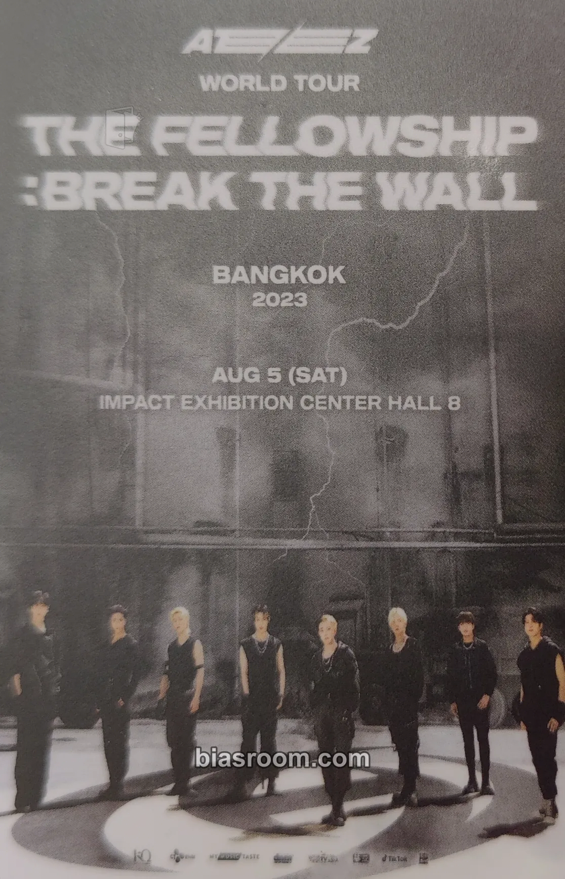 The Fellowship : Break The Wall World Tour 2022 - 2023 Photocard - ATEEZ - ATEEZ K-pop photocard