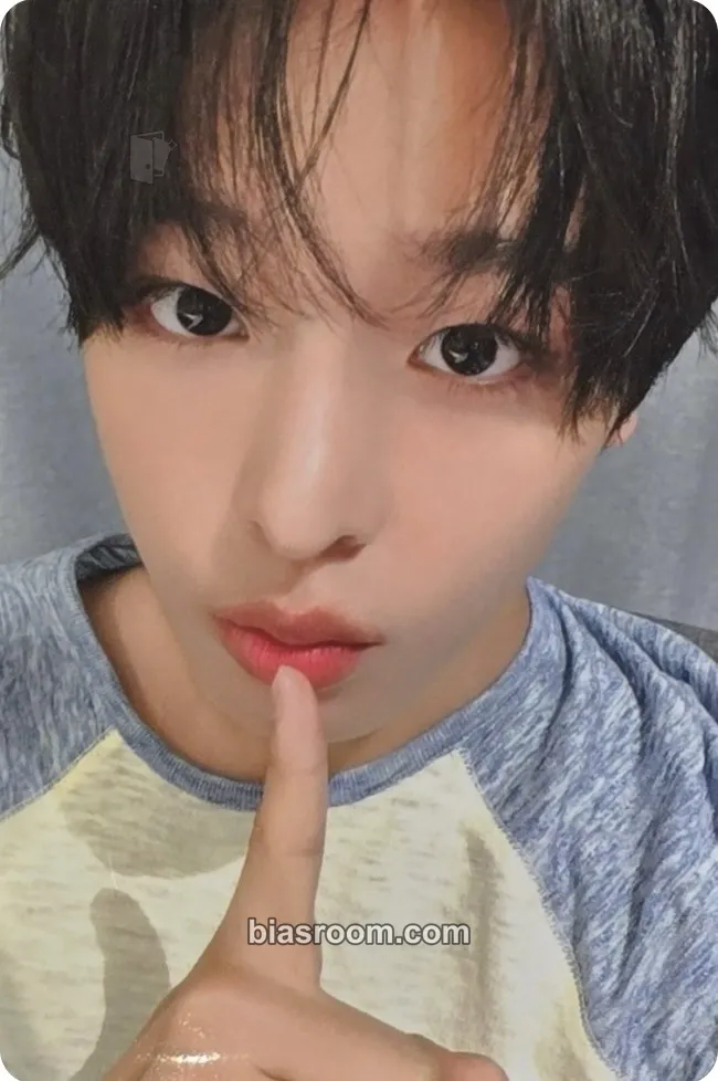 Riku SM ARTIST BIRTHDAY OFFICIAL MD Photocard - NCT - NCT K-pop photocard