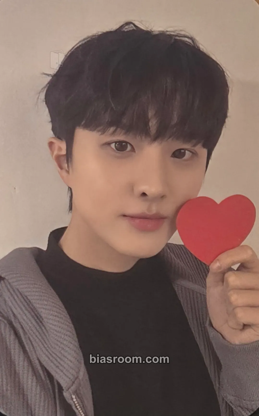 Ivan The Flower of the Moon Photocard - The KingDom - The KingDom K-pop photocard