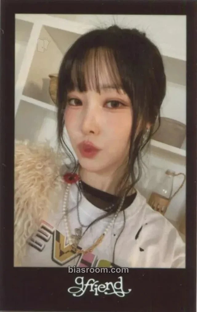 GFRIEND - Yuju - Season of Memories Album pob (pre-order benefit) makestar glass bead version