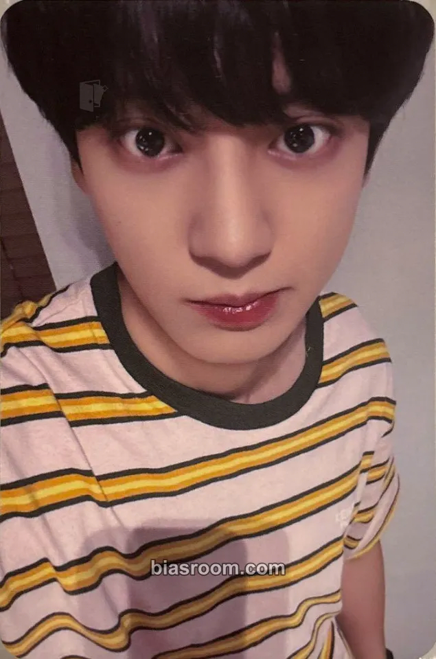 Chanyeol Upside Down Photocard - EXO - EXO K-pop photocard