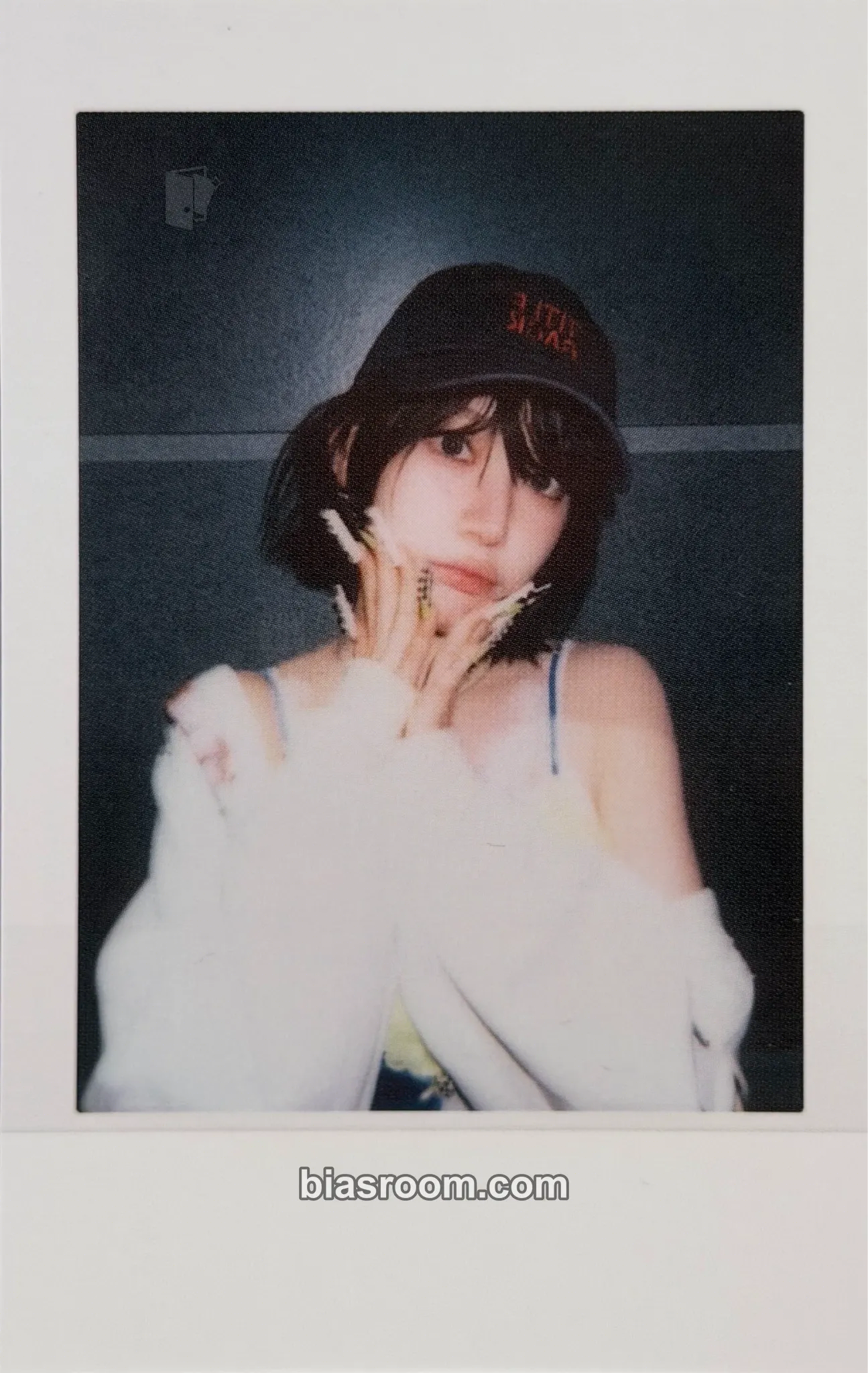 Sakura PUREFLOW pt.1 Photocard - LE SSERAFIM - LE SSERAFIM K-pop photocard