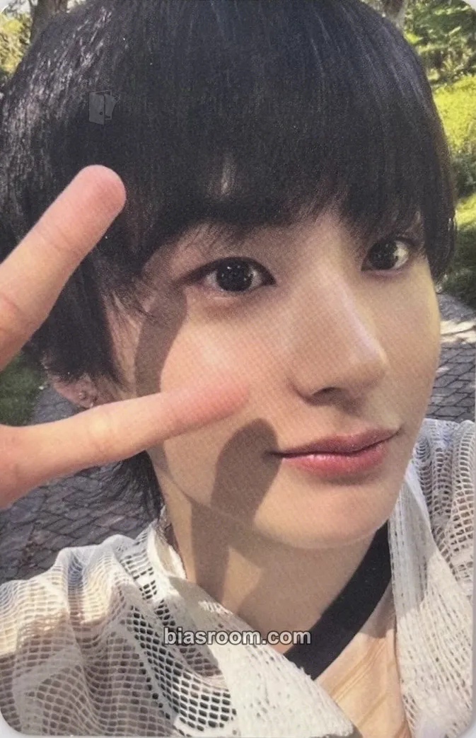 Anton Get A Guitar Photocard - RIIZE - RIIZE K-pop photocard