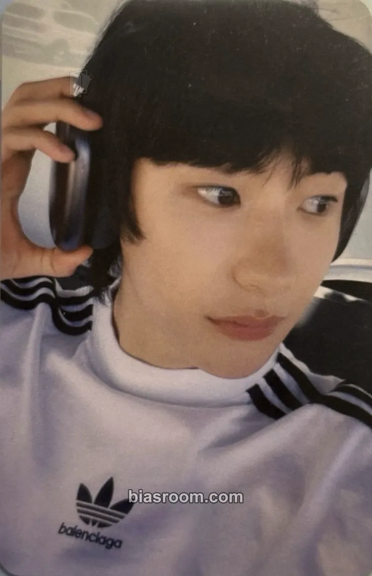 Anton Get A Guitar Photocard - RIIZE - RIIZE K-pop photocard