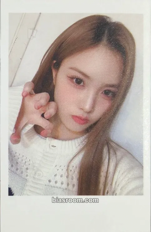 Sullin Photocards (tripleS) | Bias Room