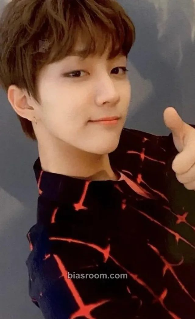 Golden Child - Joo Chan - WISH Album album photocard B version