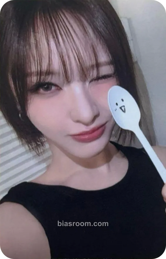 Moon Sua Photocards (Billlie) | Bias Room