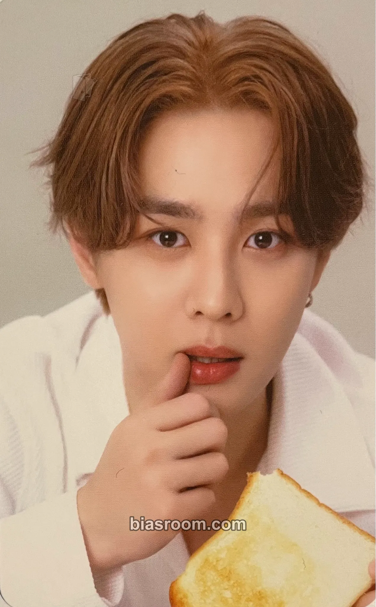 Kun 2024 Season's Greetings Photocard - WayV - WayV K-pop photocard
