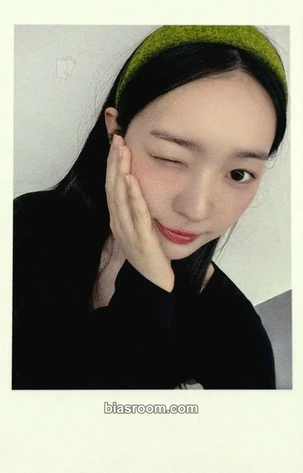 Soomin Beyond Beauty Photocard - tripleS - tripleS K-pop photocard