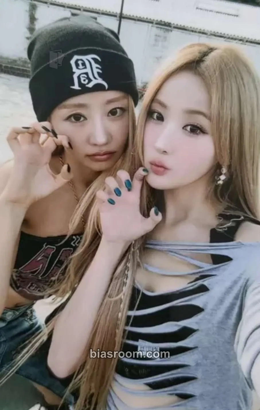 Japan Debut Tour 'Lucky Day' Photocard - KISS OF LIFE - KISS OF LIFE K-pop photocard