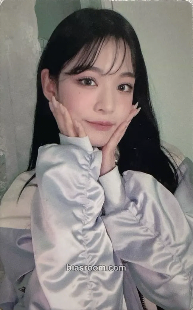 Chaeyoung 9 Way Ticket Photocard - fromis_9 - fromis_9 K-pop photocard
