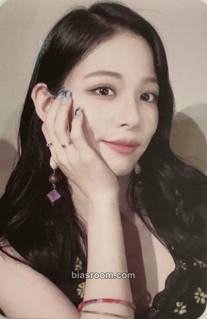 Chaeyoung 9 Way Ticket Photocard - fromis_9 - fromis_9 K-pop photocard