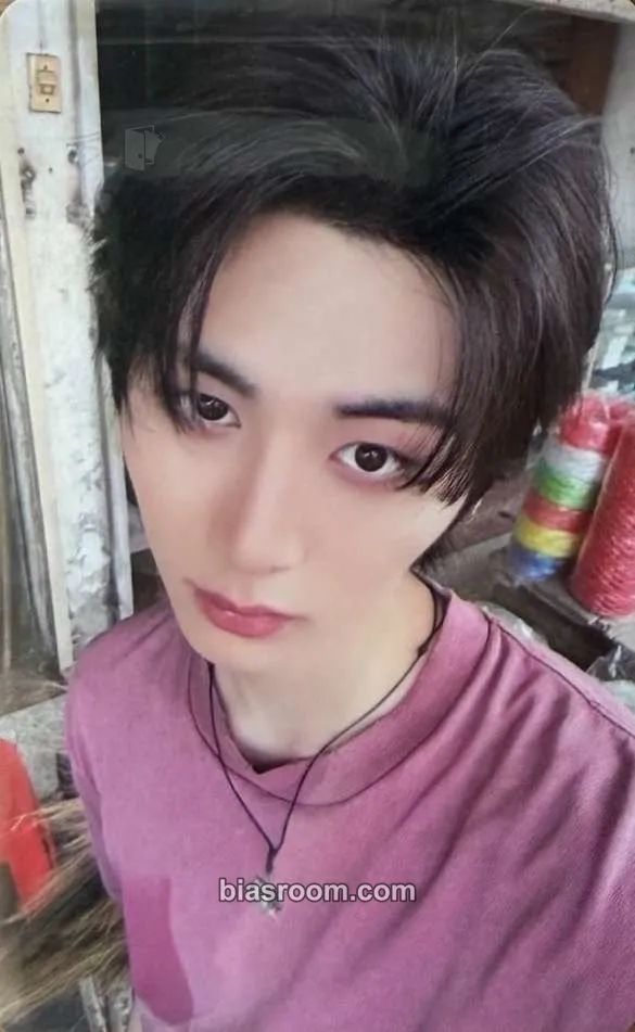 Taesan HOME Photocard - BOYNEXTDOOR - BOYNEXTDOOR K-pop photocard