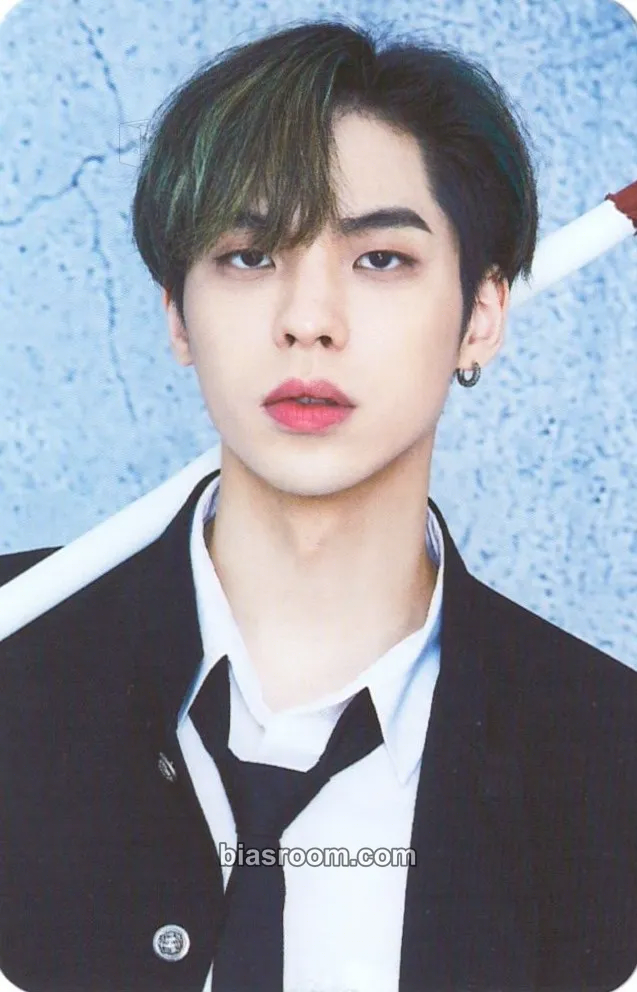 BX 1st Concert Rebel in U.S. Photocard - CIX - CIX K-pop photocard