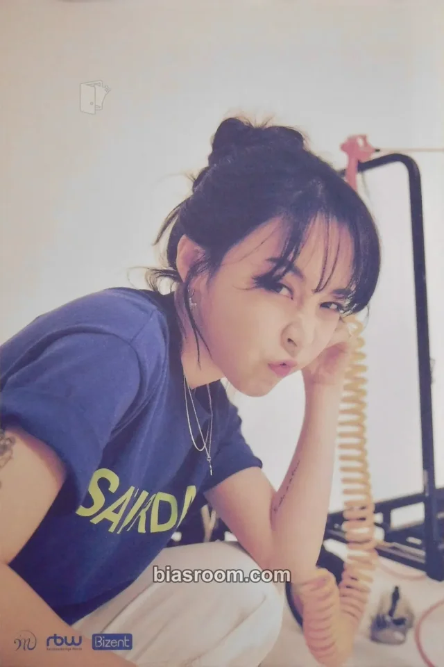MAMAMOO - Moonbyul - 門OON Album postcard pob (pre-order benefit) bizent solo album