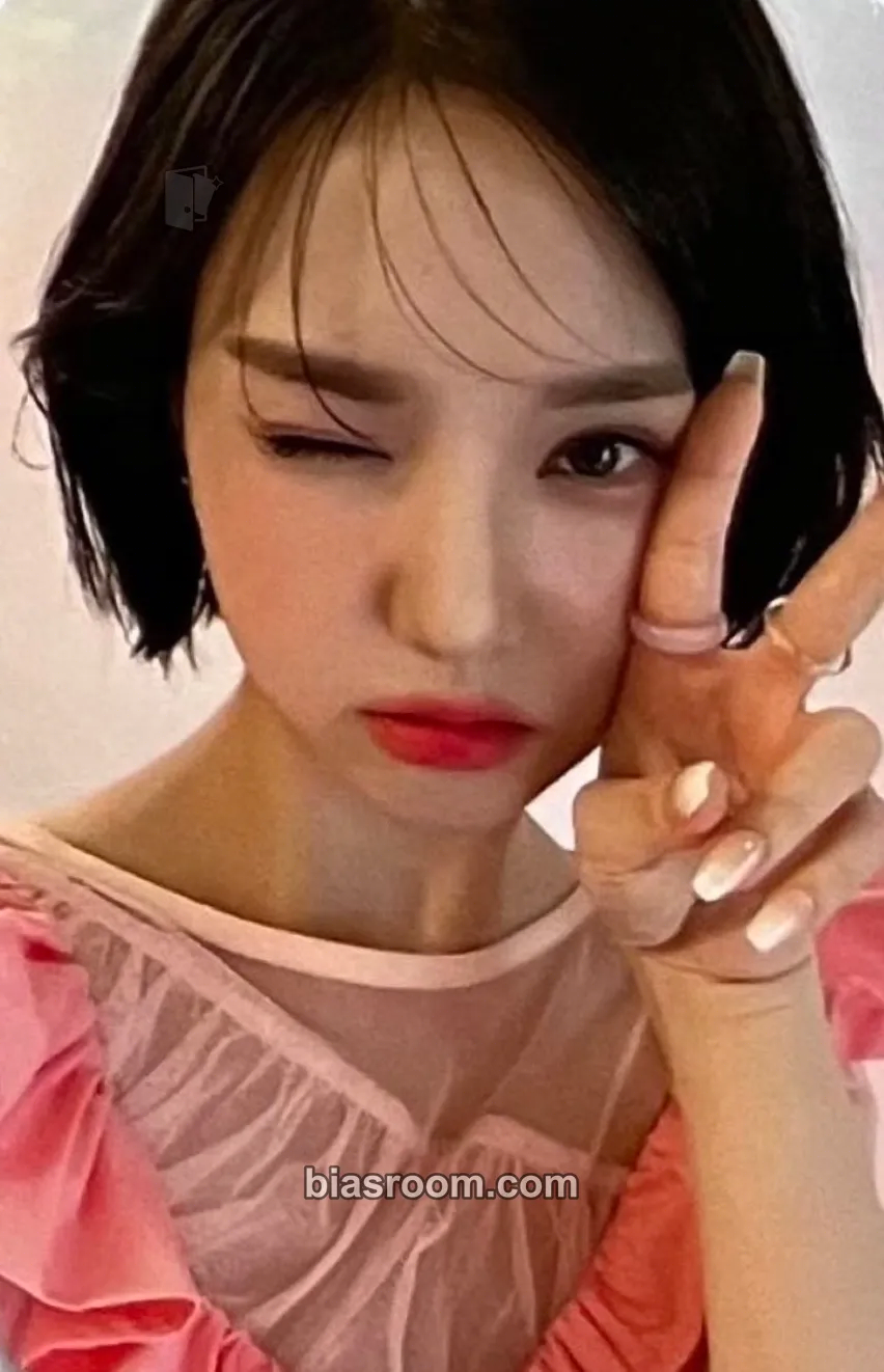 Eunha Peach C x Eunha Photocard - VIVIZ - VIVIZ K-pop photocard