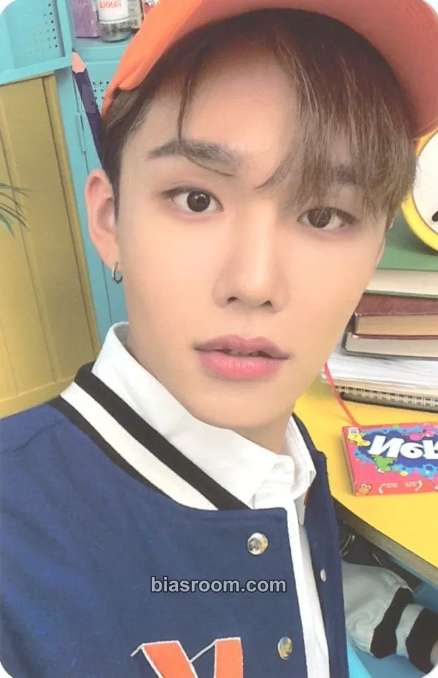 Seunghun 2022 Season's Greetings Photocard - CIX - CIX K-pop photocard