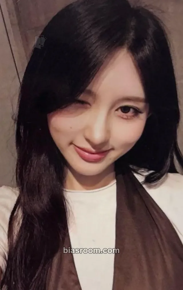 IVE - Gaeul - REVIVE+ Album fansign video call (fancall) musickorea (music korea) round 2