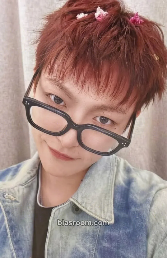 Hongjoong GOLDEN HOUR : Part.5 Photocard - ATEEZ - ATEEZ K-pop photocard