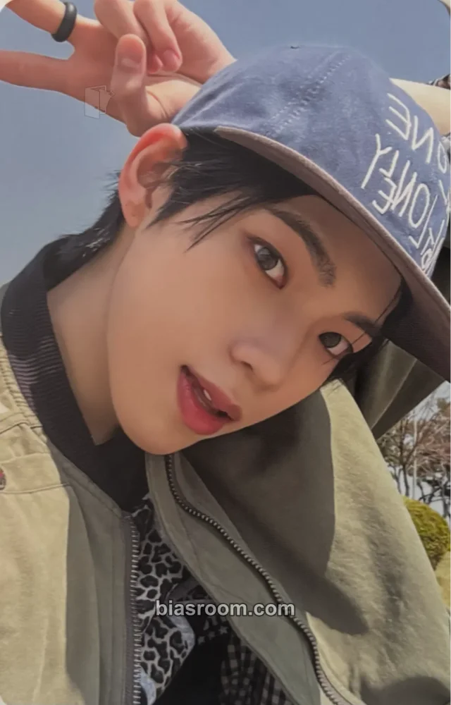 YUHZ - Yeontae - Orange Record Album album photocard
