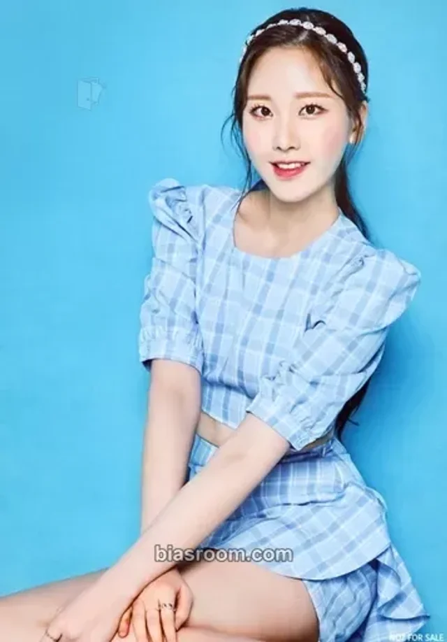 MOMOLAND - Nayun - I'm So Hot Album purchase benefit photo print