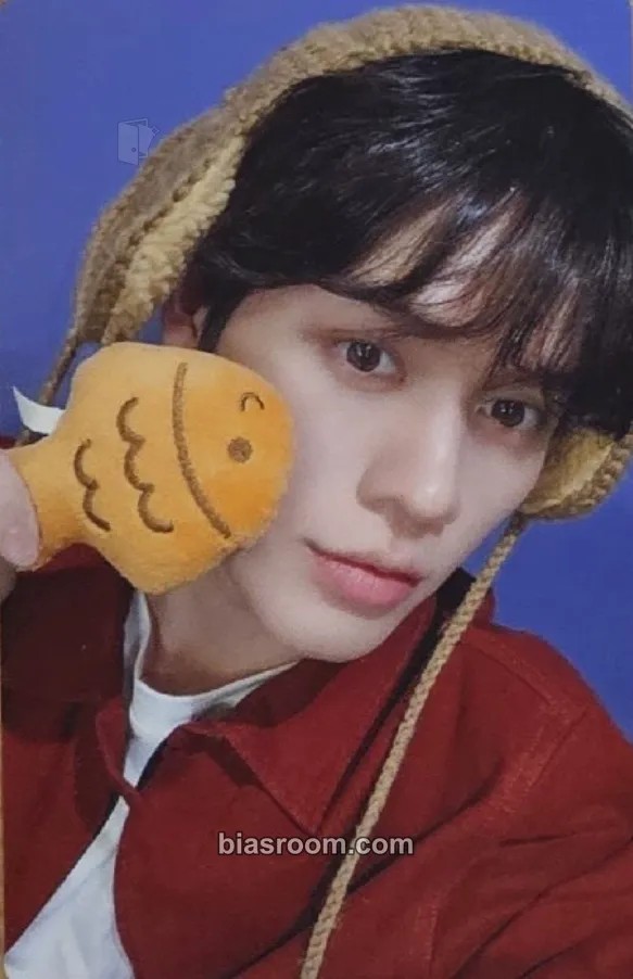 Prince 2025 Season’s Greetings 'Will You Be My Prom Date?' Photocard - GHOST9 - GHOST9 K-pop photocard