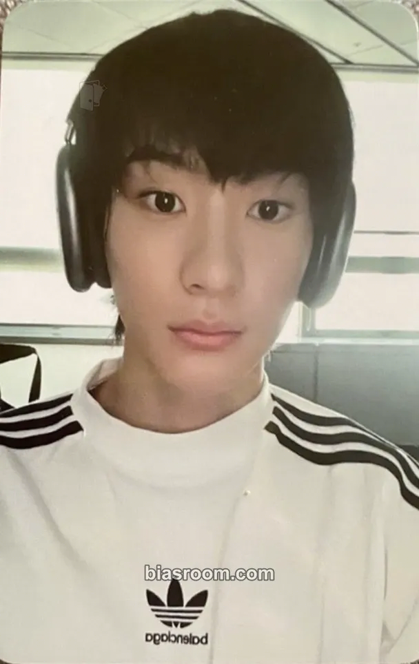 Anton Get A Guitar Photocard - RIIZE - RIIZE K-pop photocard